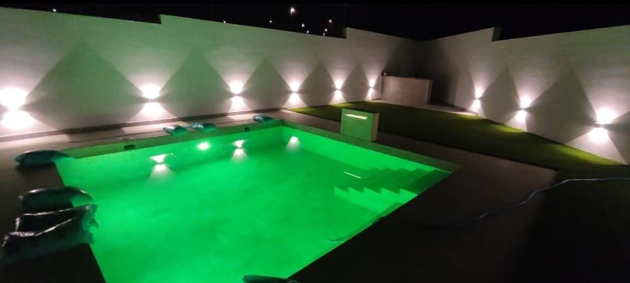 Especialistas en piscinas de hormigón en Granada